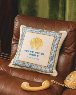 Le Coussin Hôtel Drôle