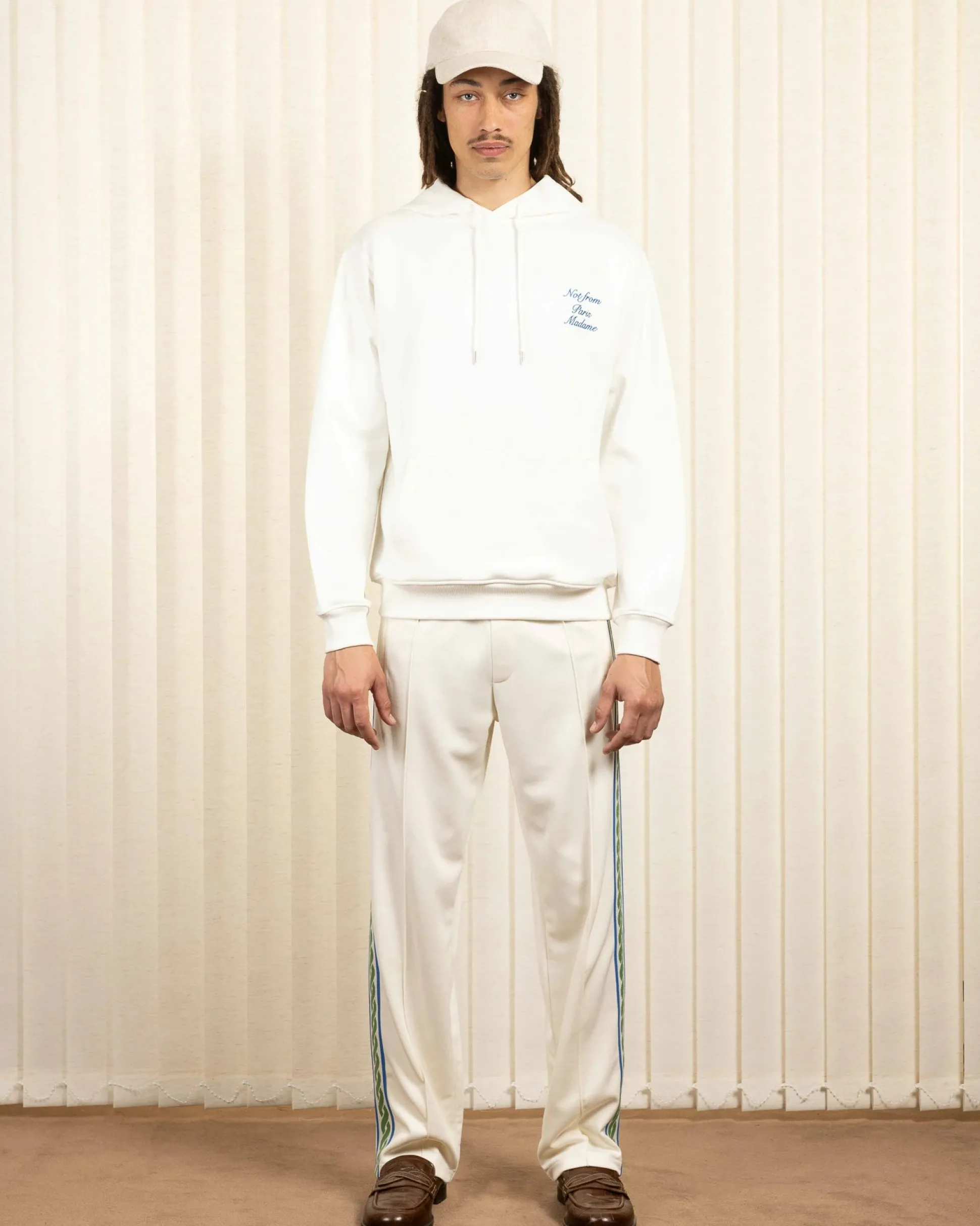 Le Hoodie Slogan Cursive